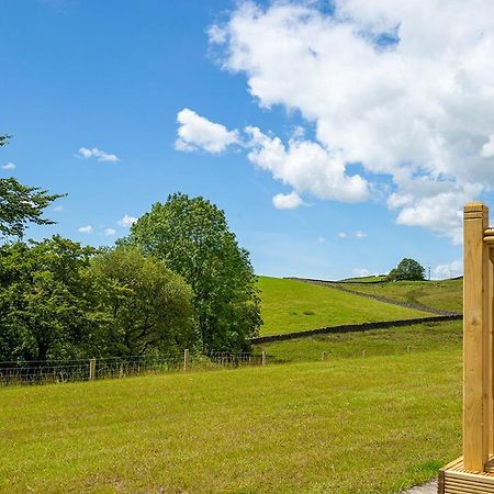 Great Harlow Views Newby  Exterior photo