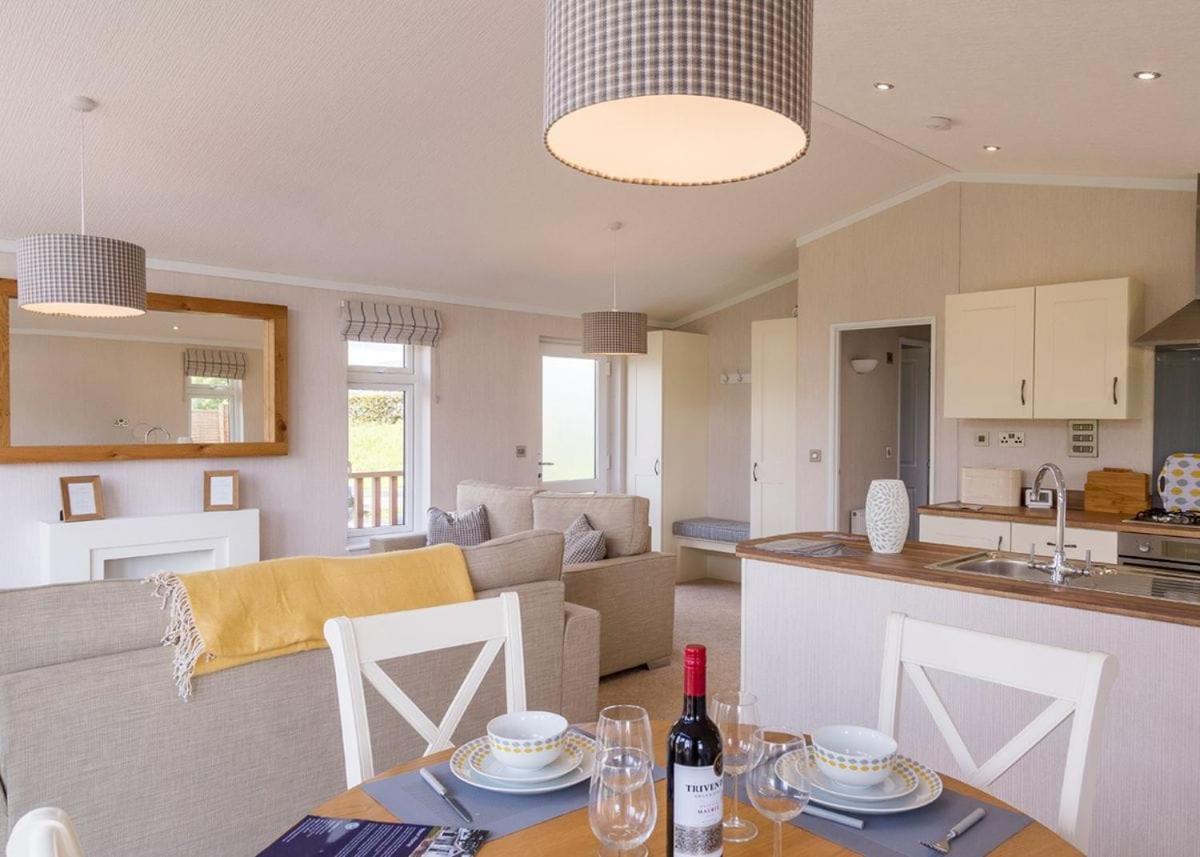 Great Harlow Views Newby  Exterior photo