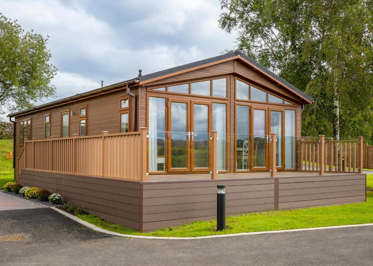 Great Harlow Views Newby  Exterior photo